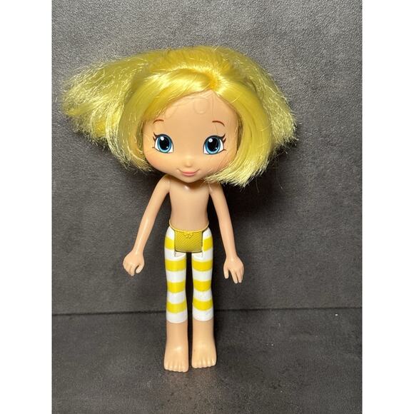 Strawberry Shortcake - Lemon Meringue Yellow Doll Bridge Direct 2014 - Picture 1 of 5